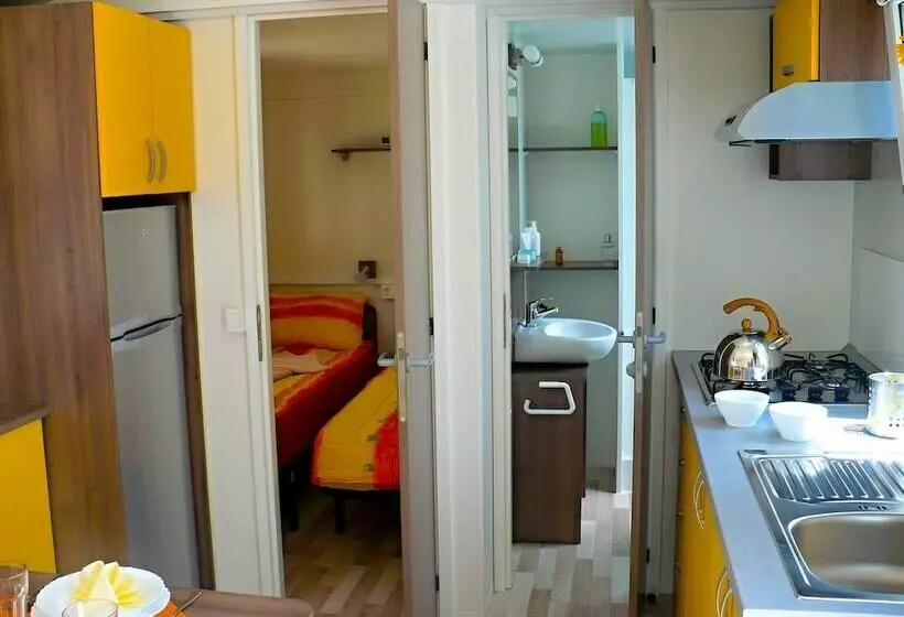 ホテル Victoria Mobilehome In Village Residence Juliamare