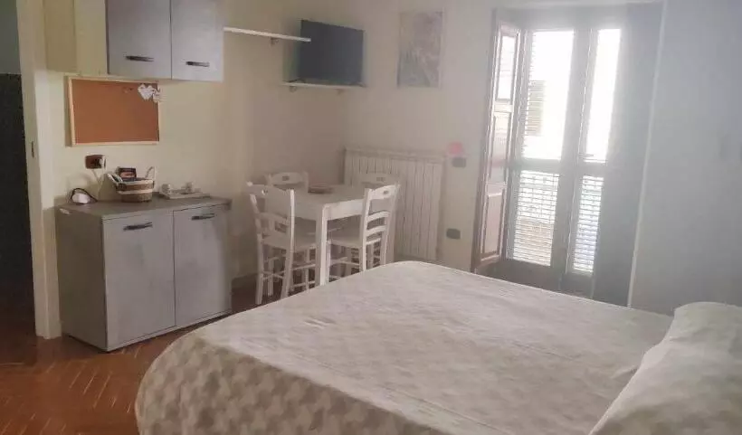 پانسیون B&b Ninfa