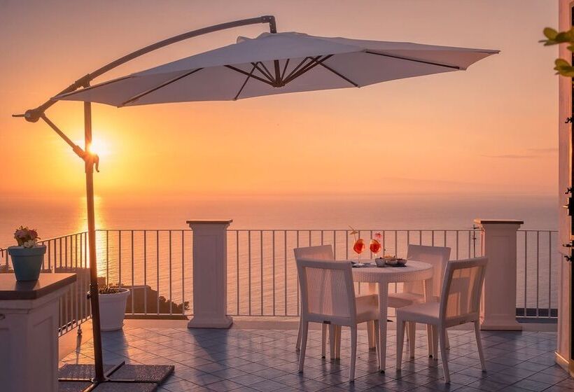 פנסיון Casa Mareluna