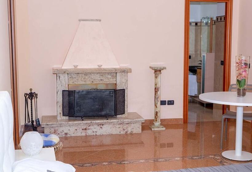 פנסיון Casa Mareluna