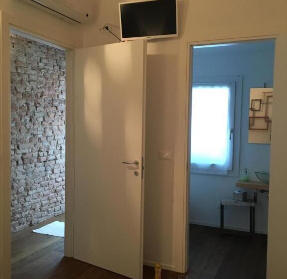 ペンション La Lanterna Camere & More