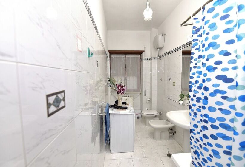 پانسیون Roma Tiberius Suite