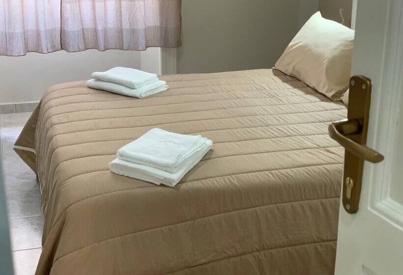 Bed and Breakfast D & C