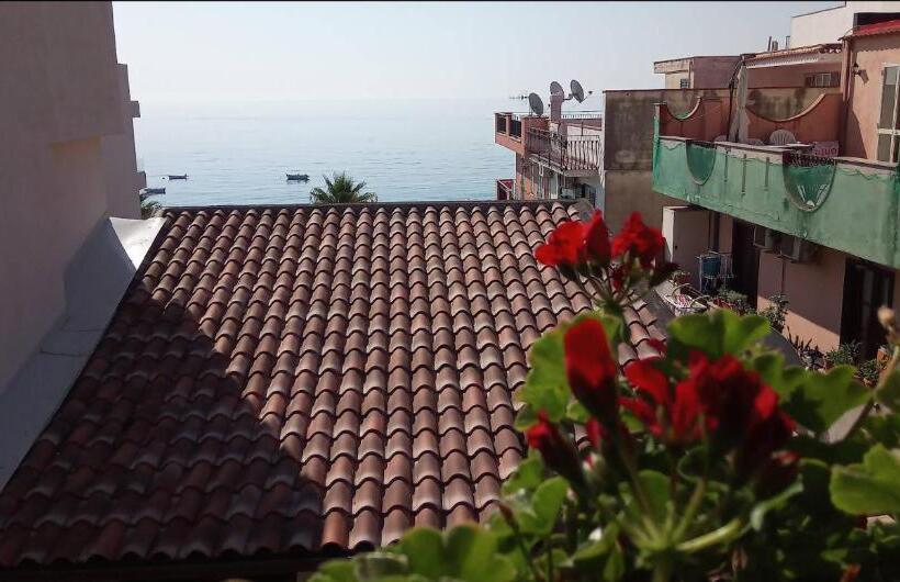 Bed and Breakfast Donna Carmela   Da Rosa