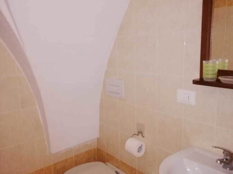 تختخواب و صبحانه La Sosta