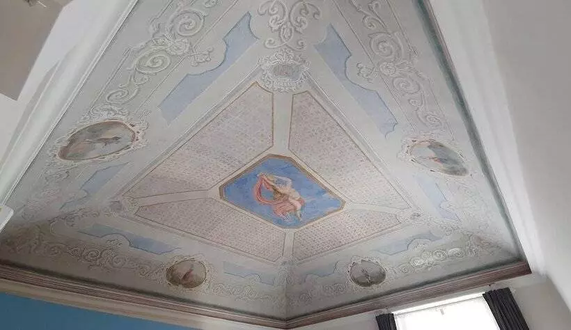 تختخواب و صبحانه Palazzo Del Verga