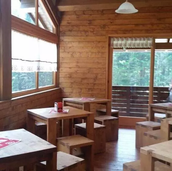 簡易ホテル Rifugio Casermette Del Monte Penna