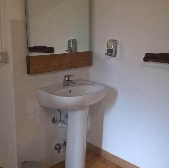 פונדק Rifugio Casermette Del Monte Penna