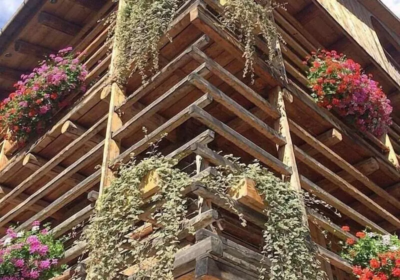 ホテル Garni Plueme