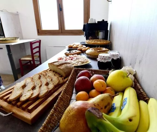 Maaseutuhotelli La Cerqua