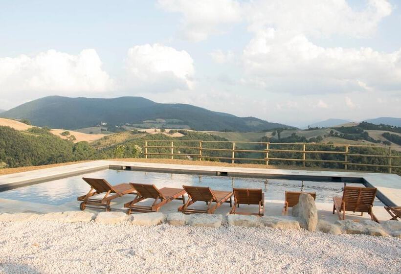 田舎風ホテル La Cerqua