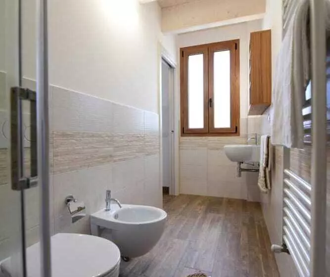 Maaseutuhotelli La Cerqua