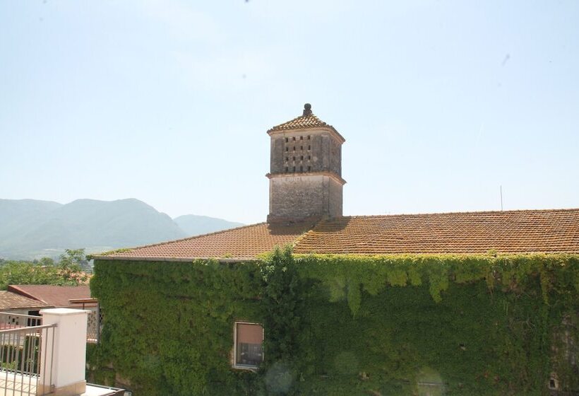 La Rosa Nel Cortile B&b