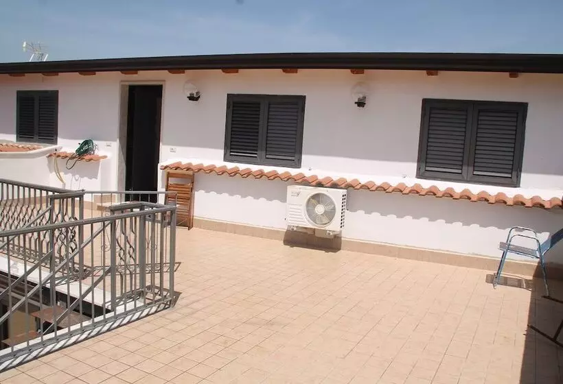 La Rosa Nel Cortile B&b