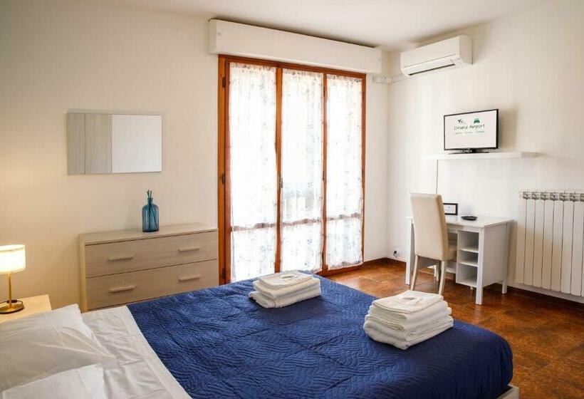 پانسیون Etruria Airport