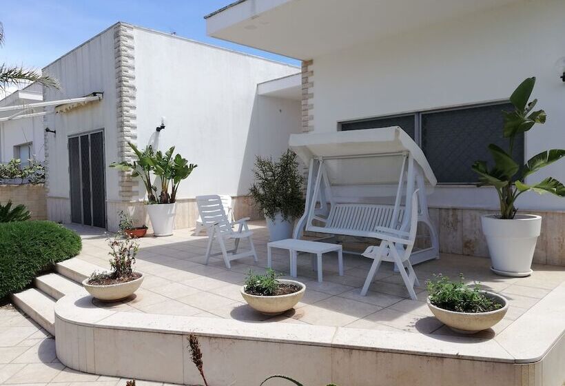 ペンション Guest House Mina