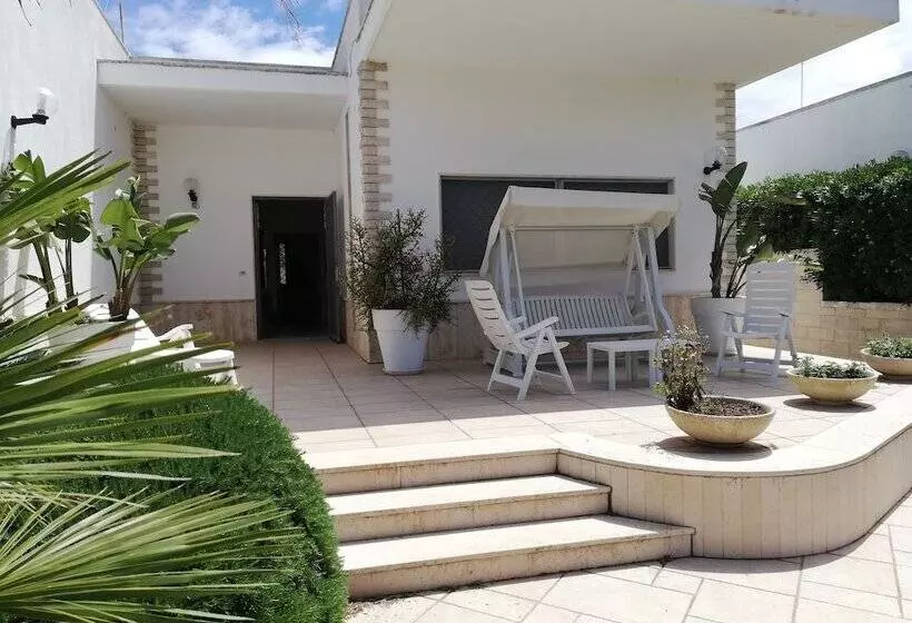 Majatalo Guest House Mina