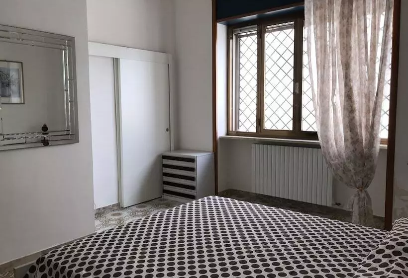 Majatalo Guest House Mina