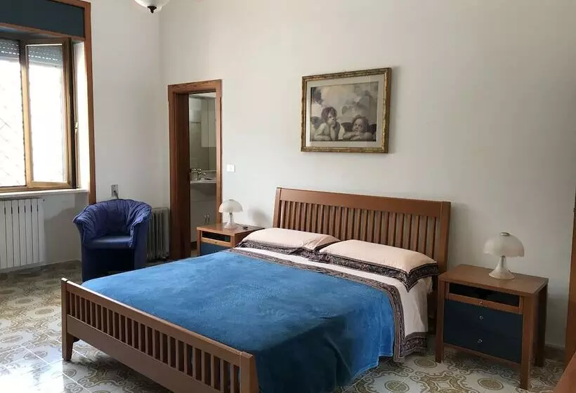 Majatalo Guest House Mina