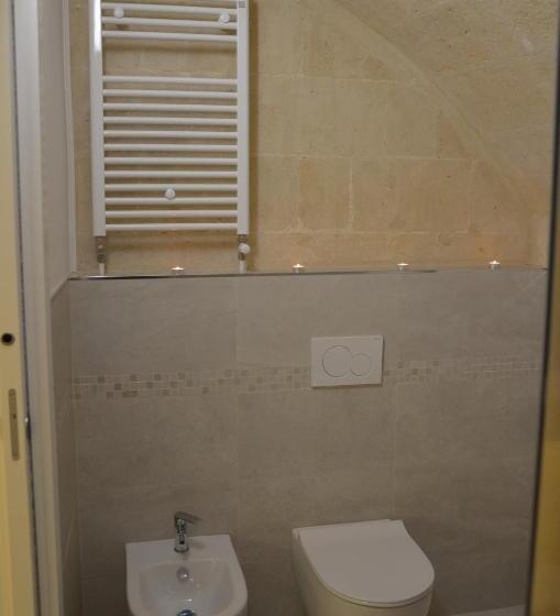 פנסיון In & Out Matera