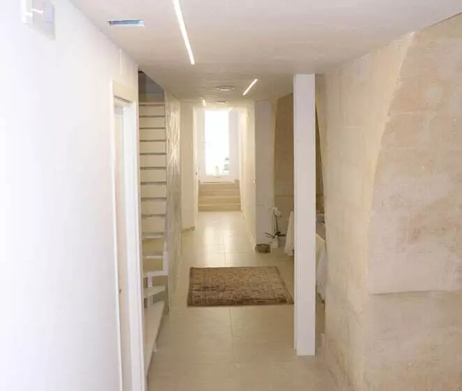 پانسیون In & Out Matera