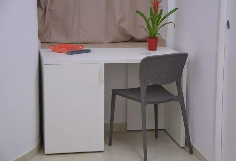 پانسیون In & Out Matera