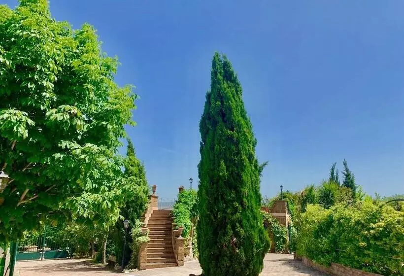 Majatalo La Torretta Guest House