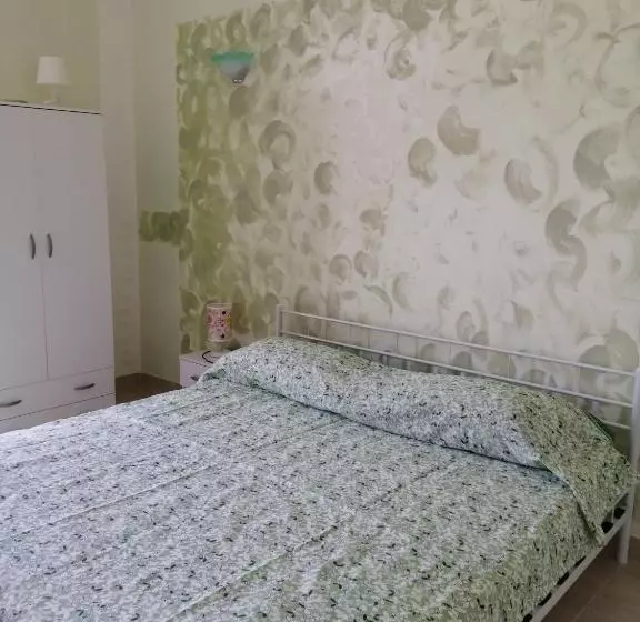 Majatalo Una Terrazza Sul Mare