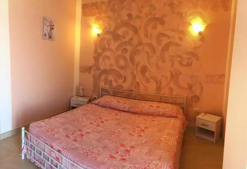 Majatalo Una Terrazza Sul Mare