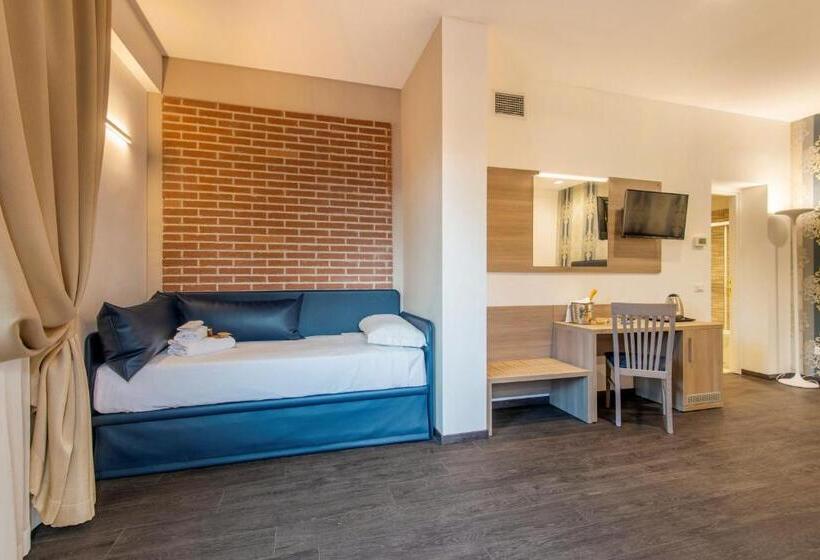 مبيت وإفطار Domus Porto Di Traiano Resort