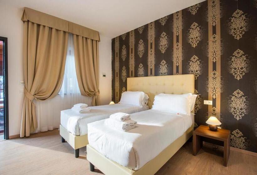 مبيت وإفطار Domus Porto Di Traiano Resort