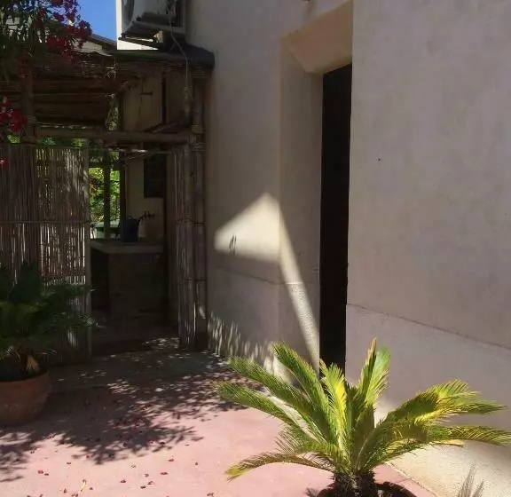 Aamiaismajoitus (B&B) Joy Living