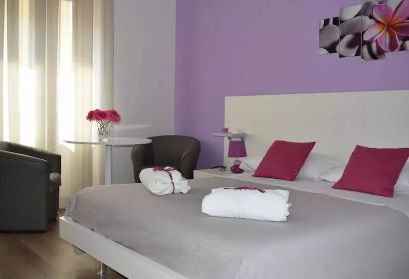 تختخواب و صبحانه Mare Di Luci