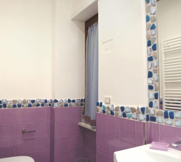 تختخواب و صبحانه Mare Di Luci