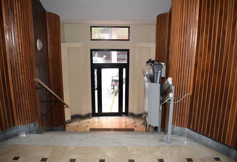 تختخواب و صبحانه Mare Di Luci