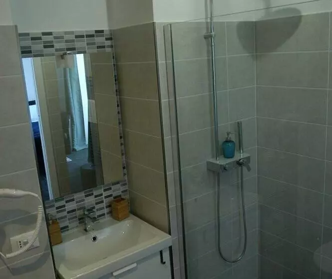 Castello D Alcontres B&b