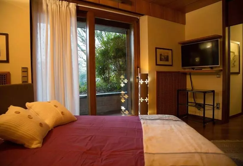 Hostelli Country Hub Milano