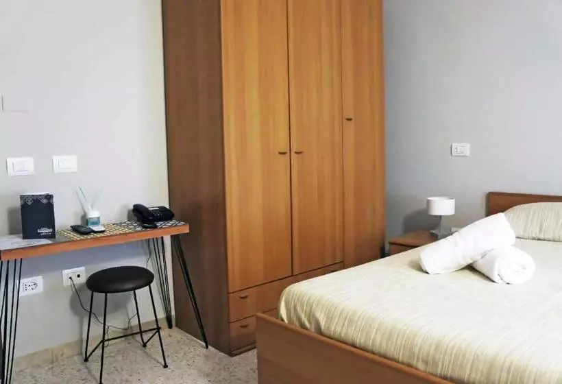 ホテル Albergo D Onofrio