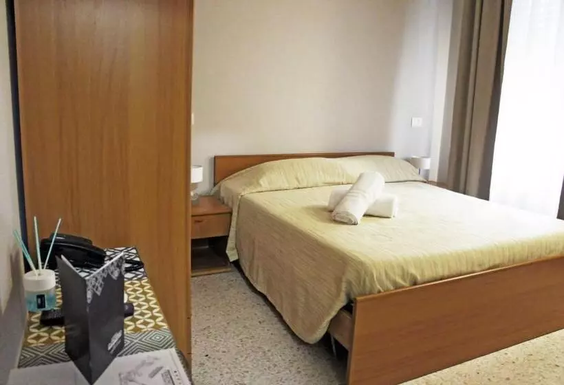 ホテル Albergo D Onofrio