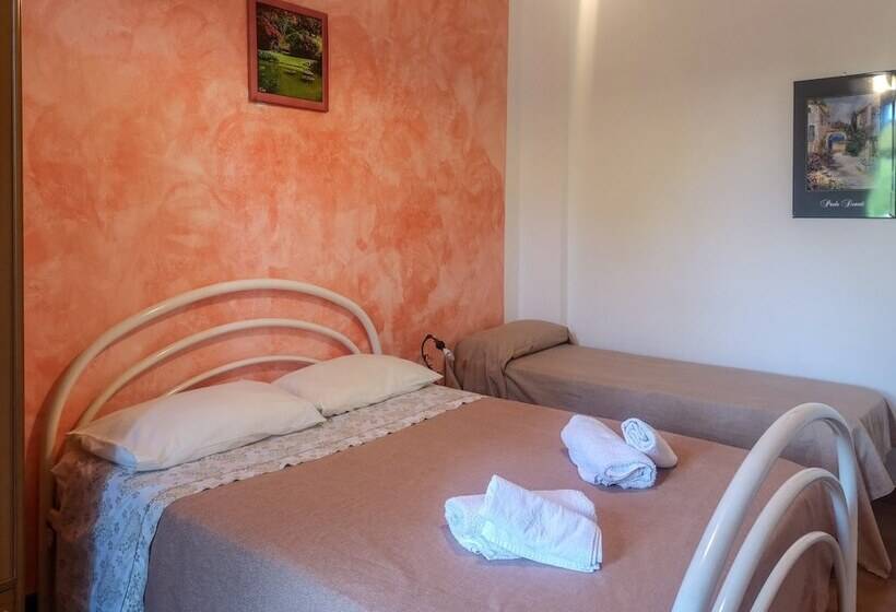 בית מלון כפרי Camping Almoetia