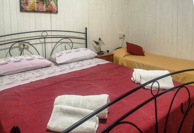 בית מלון כפרי Camping Almoetia