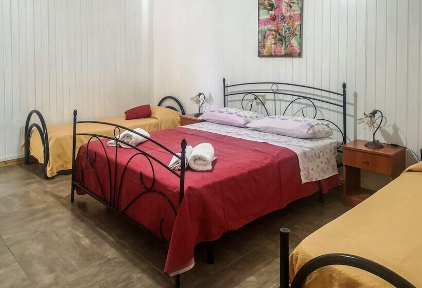 בית מלון כפרי Camping Almoetia