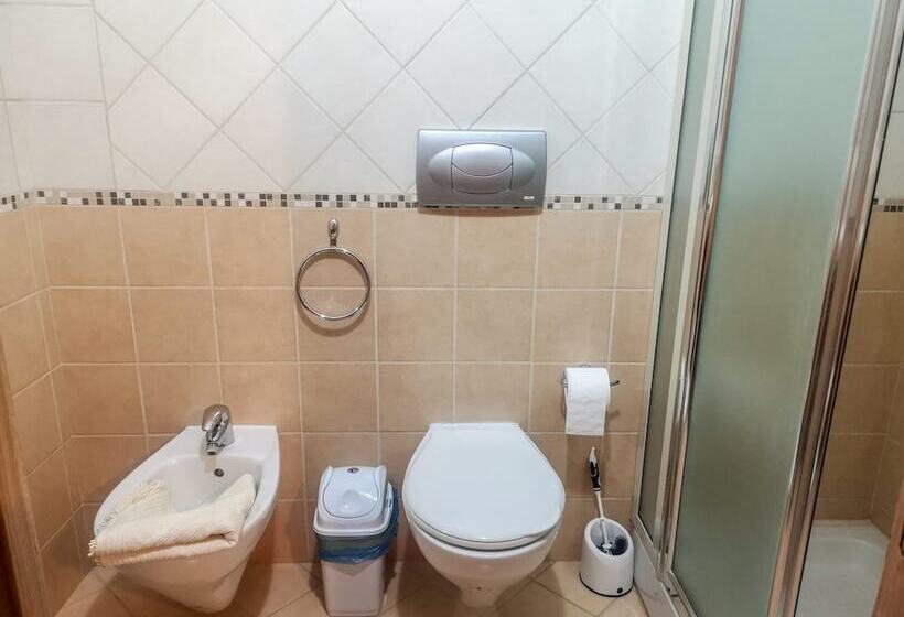 בית מלון כפרי Camping Almoetia