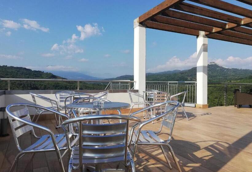 Statera Hotel Village