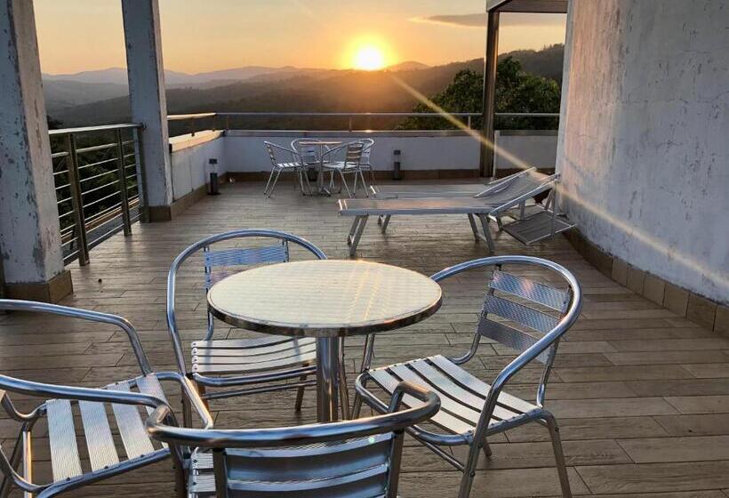 Statera Hotel Village