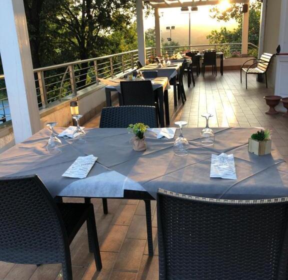 Statera Hotel Village