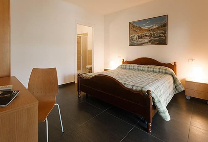 بنسيون Giardino Dei Monti