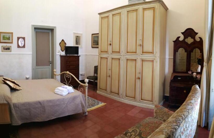 بنسيون La Casa Di Marcello
