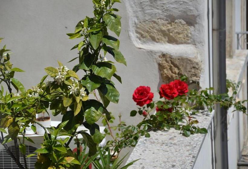 פנסיון Pantalica Rooms Affittacamere Sortino Siracusa