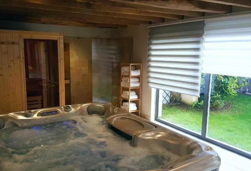 Logis Hotel Archambeau